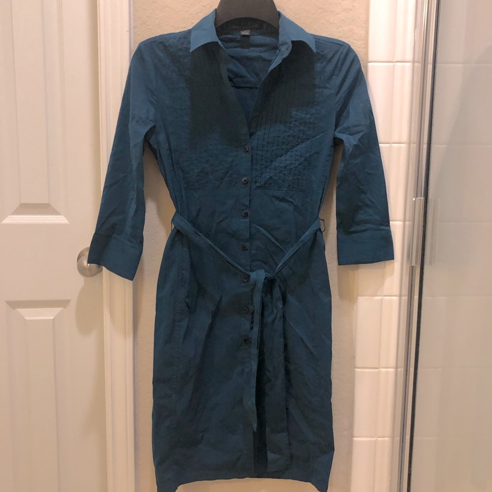 Express button down collared dress with belt tie